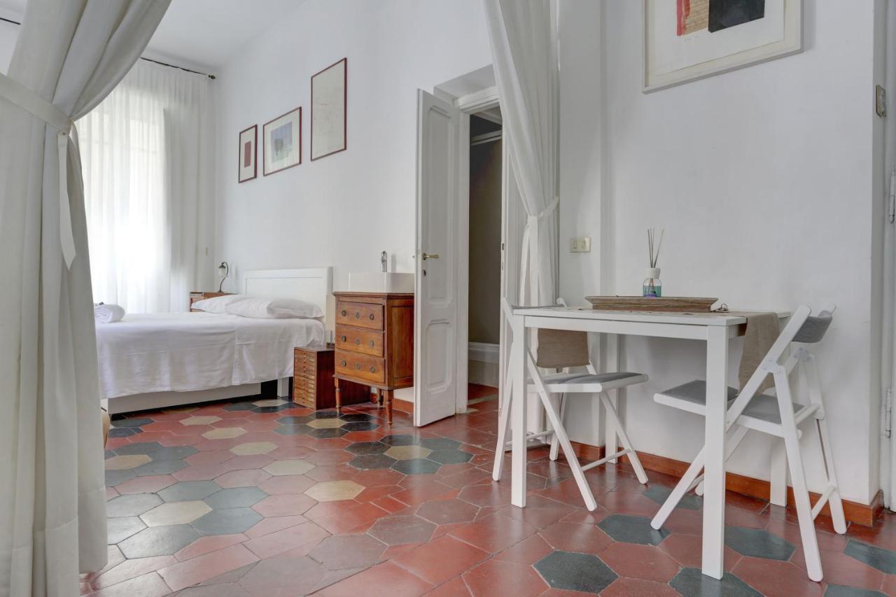 Charming Colosseum Apartamento *